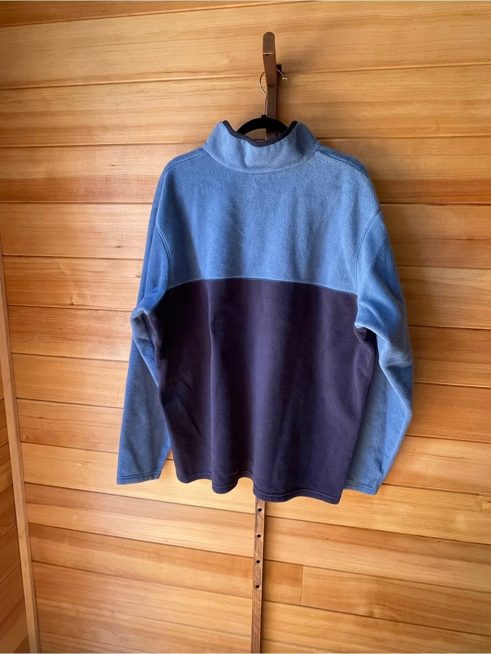 Columbia Two-Tone Light Blue and Navy Snap Pullover Fleece XXL